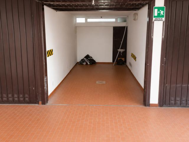 Garage / Posto Auto in vendita a Bologna, S.Viola