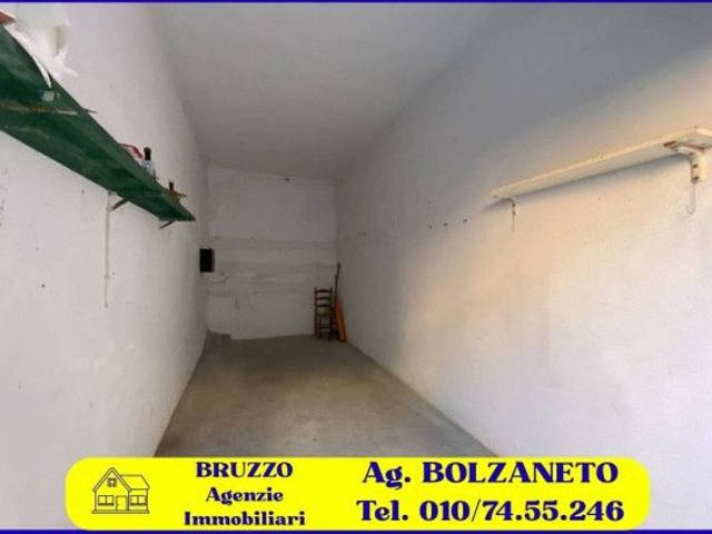 Garage Posto auto in vendita a Genova
