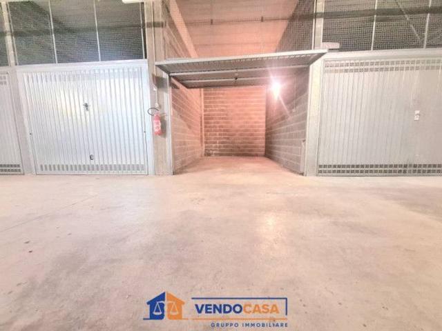 Garage Posto auto in vendita a Loano