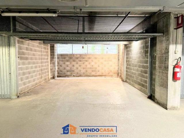 Garage Posto auto in vendita a Loano