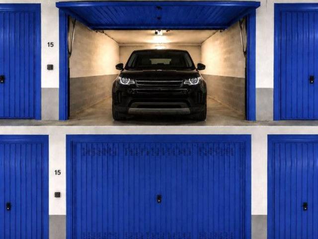Garage Posto auto in vendita a Milano