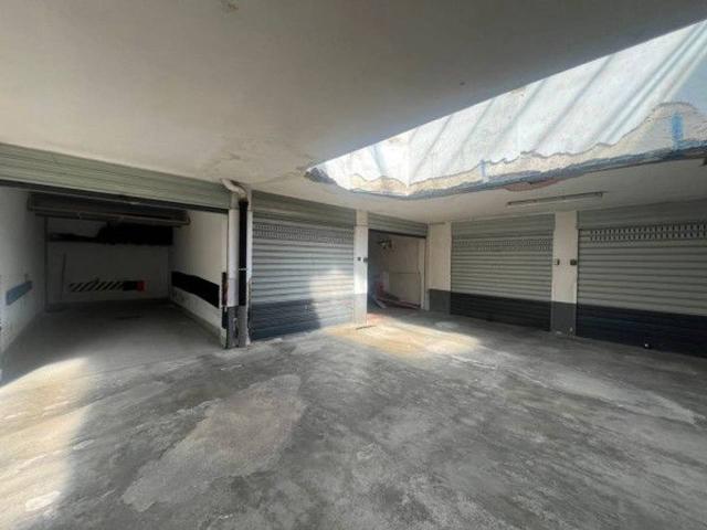 Garage Posto auto in vendita a Milano