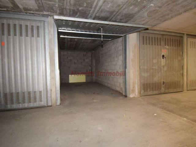 Garage Posto auto in vendita a Pinerolo
