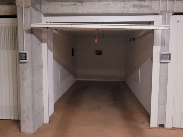 Garage Posto auto in vendita a Piossasco