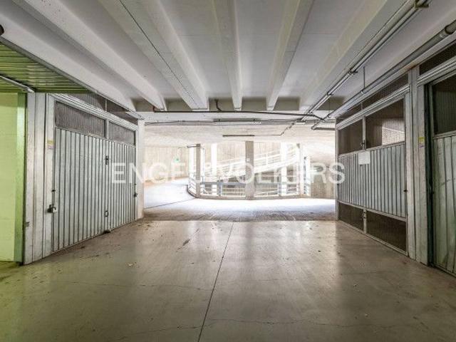 Garage Posto auto in vendita a Roma