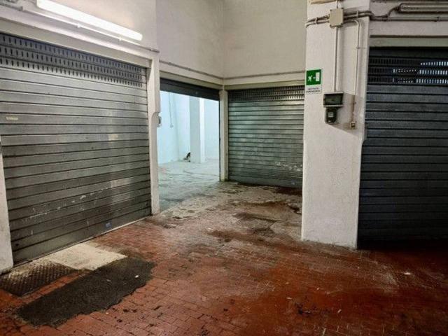 Garage Posto auto in vendita a Roma