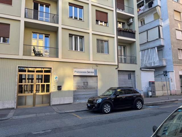 Garage Posto auto in vendita a Torino