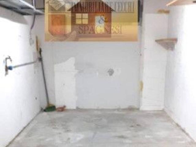 Garage Posto auto in affitto a Firenze