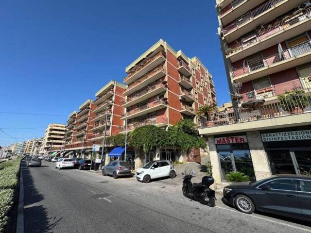 Garage Posto auto in affitto a Messina