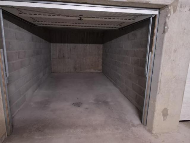 Garage Parking à louer à Amiens 80000