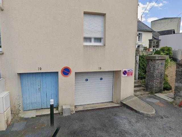 Garage Parking à louer à Laval 53000