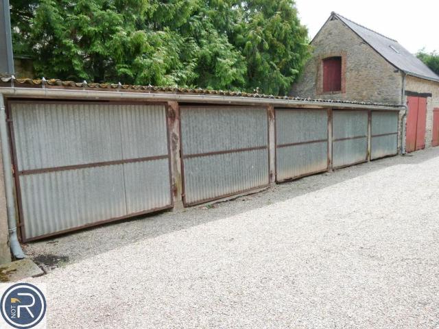 Garage Parking à louer à Laval 53000