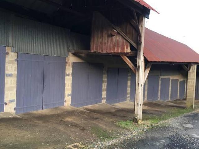Garage Parking à louer à La Ferté Bernard 72400