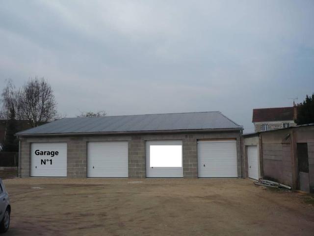 Garage Parking à louer à Montoire sur le Loir 41800