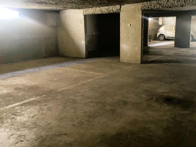 Garage Parking à vendre à Bordeaux 33000