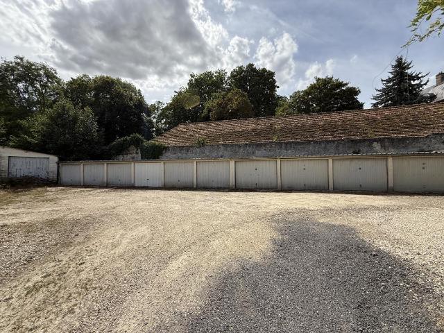 Garage Parking à vendre à Braine 02220