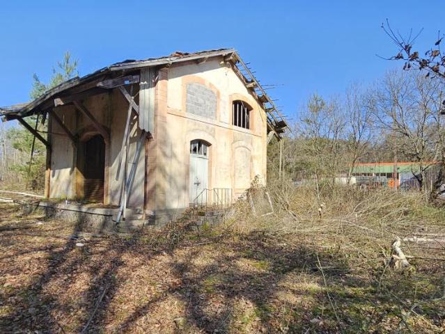 Garage Parking à vendre à Brouvelieures 88600