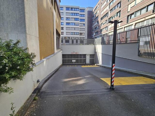 Garage Parking à vendre à Lille 59000