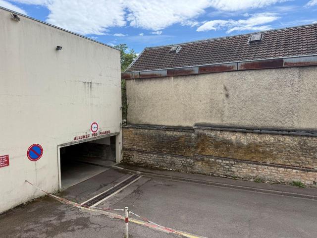 Garage Parking à vendre à Troyes 10000