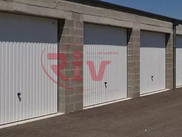 GARAGE RUE VIMAINE VIENNE