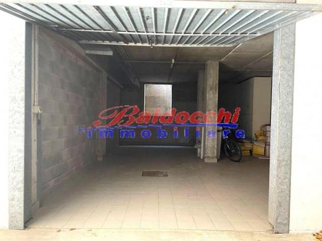 GARAGE ZONA PODERINO
