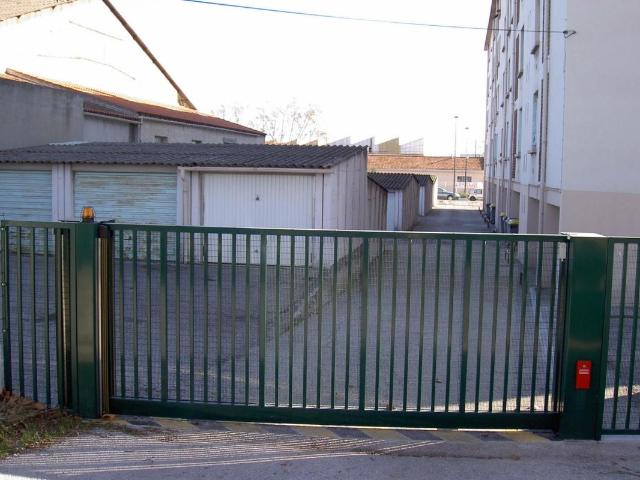 Garage/box