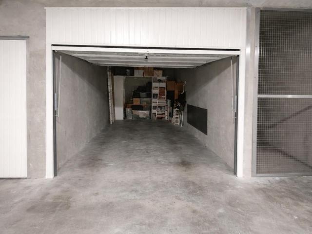Garage/box