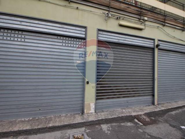 Garage/Box in vendita a Catania, Zona centro