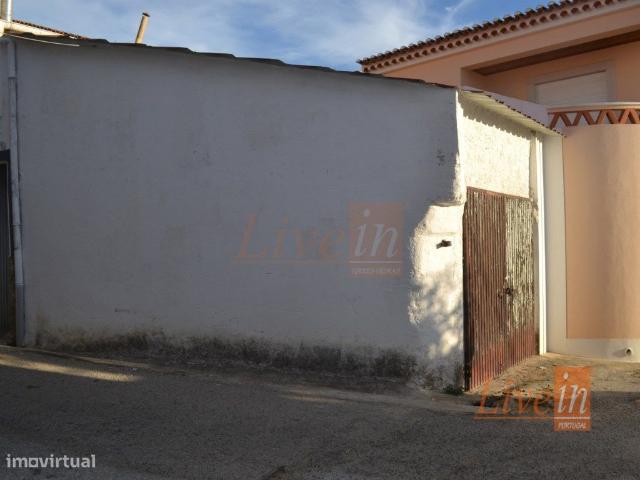 Garagem na Merceana em Alenquer
