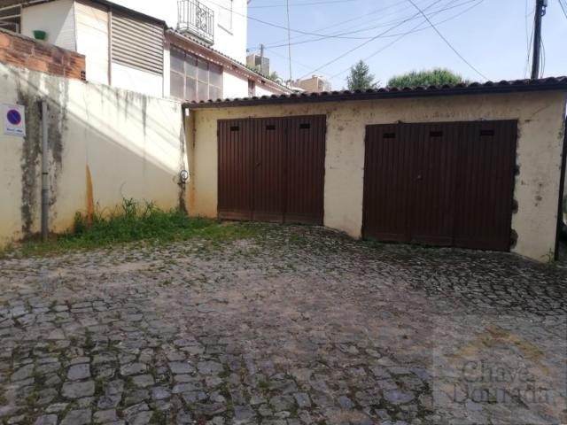 Garagem na Fernando Namora