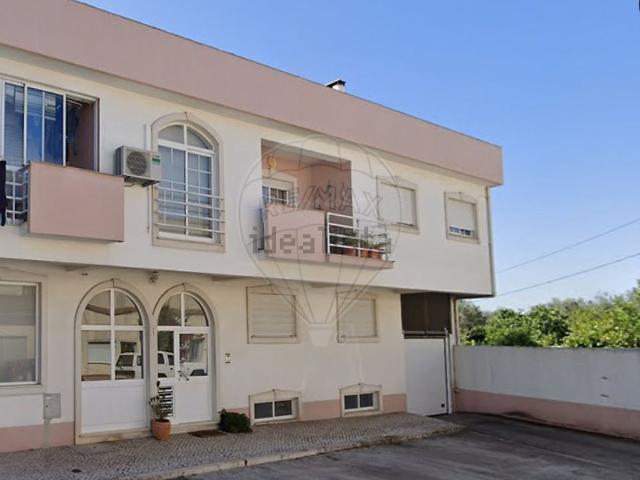 Garagem, Nossa Senhora de Fátima