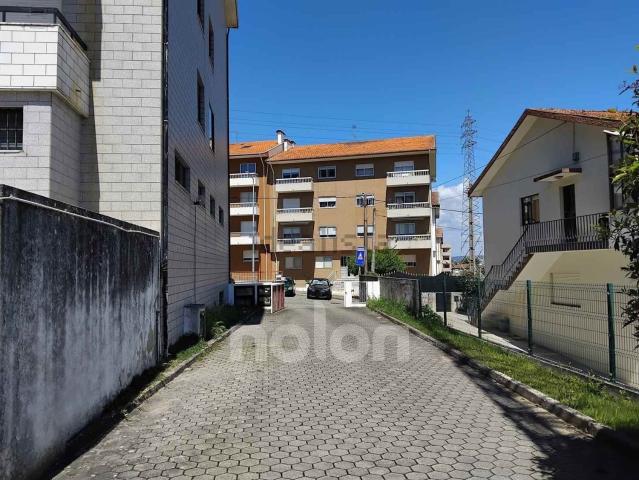 Garagem, Oliveira do Douro