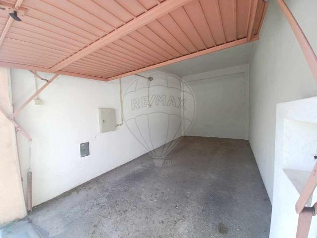 Garagem à venda em Castelo Branco
