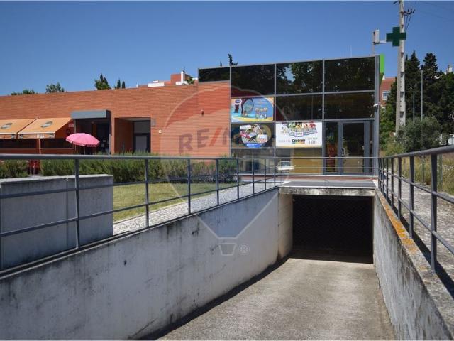 Garagem à venda em Vila Franca de Xira
