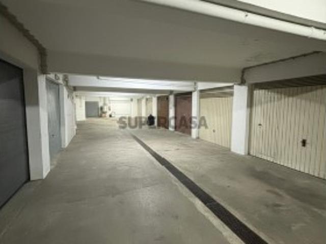 Garagem à Venda Excelente Oportunidade