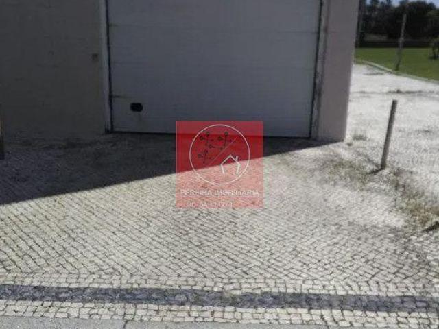 Garagem à venda no concelho de Marco de Canaveses, Porto | 26083543502