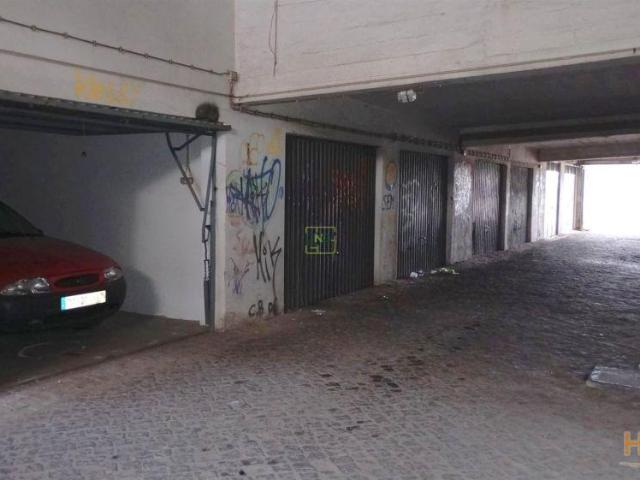 Garagem à venda na avenida Afonso Paiva s/n | 26063916914