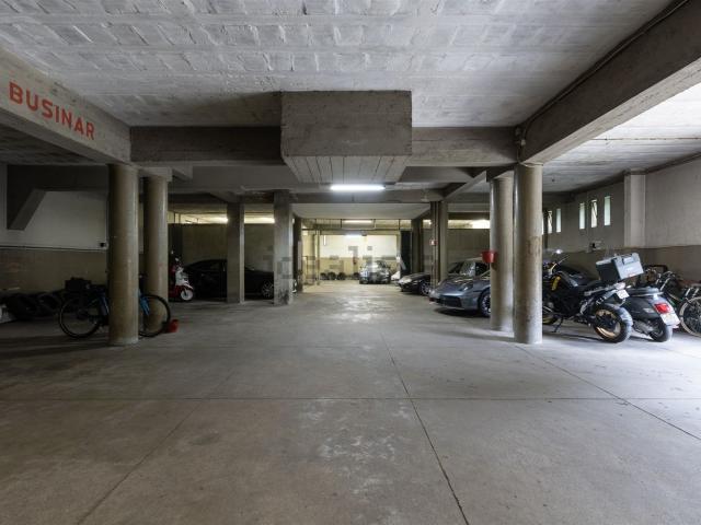 Garagem, Aldoar Foz do Douro Nevogilde