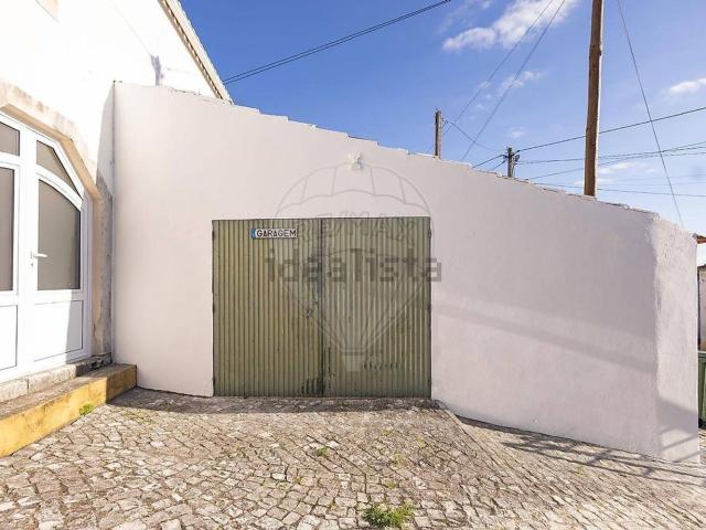 Garagem, Brogueira Parceiros de Igreja Alcorochel