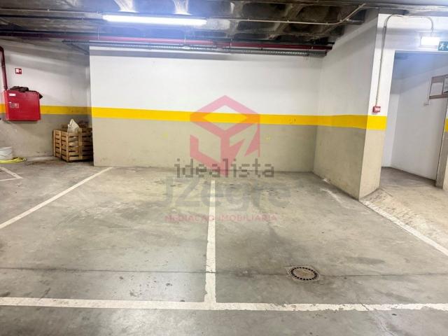 Garagem, Castelo Sesimbra