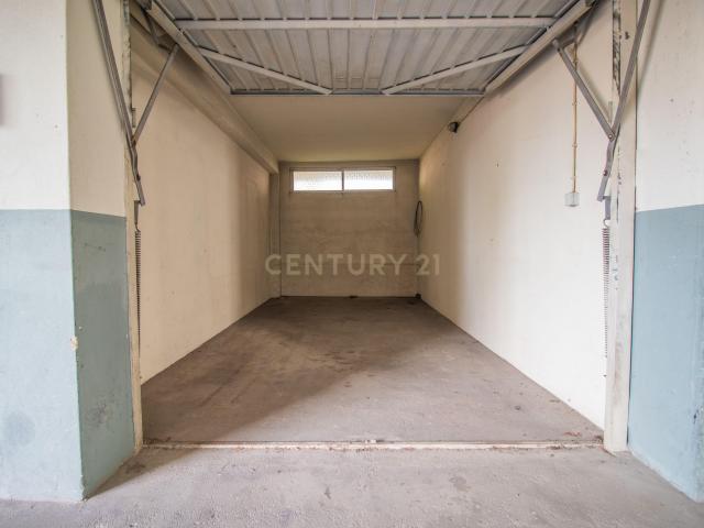 Garagem Chã, Tavarede, Figueira da Foz 17m²