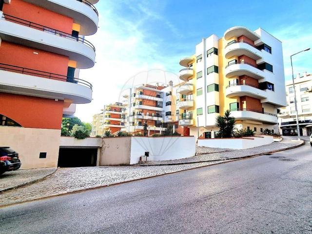 Garagem, Charneca da Caparica e Sobreda