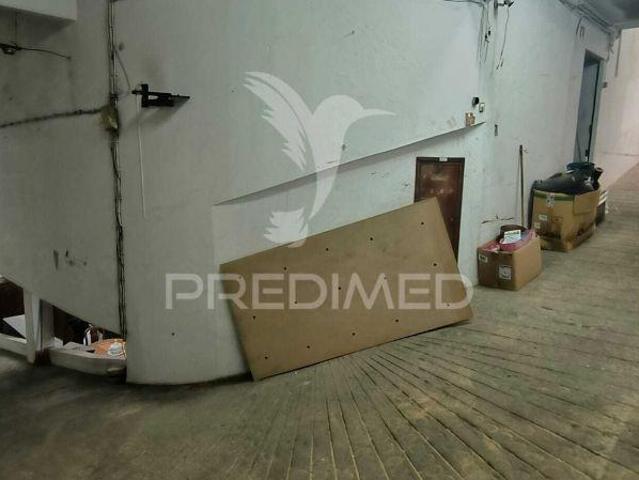 Garagem com 256m² no Centro de Vila Nova de Gaia | 26064075282