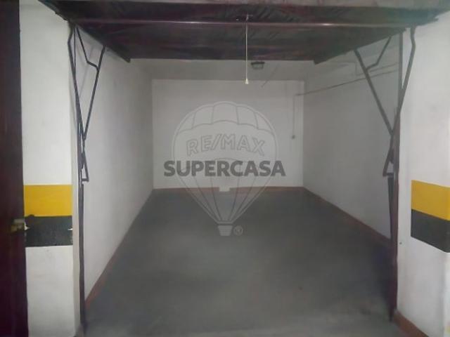 Garagem em Agualva e Mira Sintra
