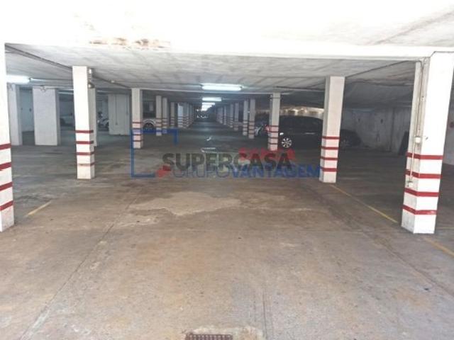 Garagem em Fânzeres e São Pedro da Cova