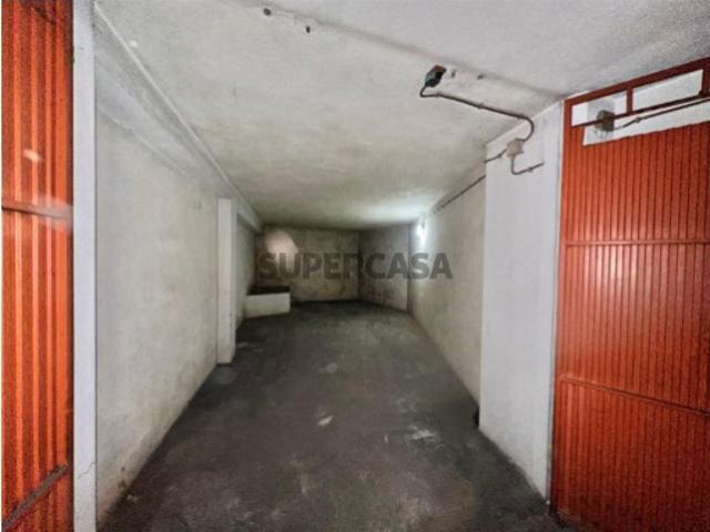 Garagem em Póvoa de Varzim