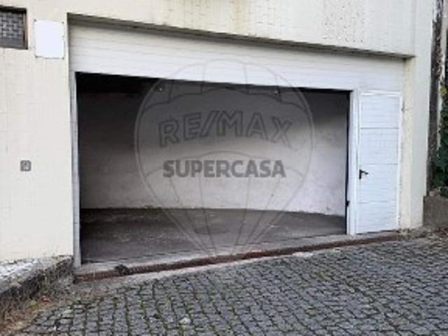 Garagem em Vila Chã, Codal e Vila Cova de Perrinho