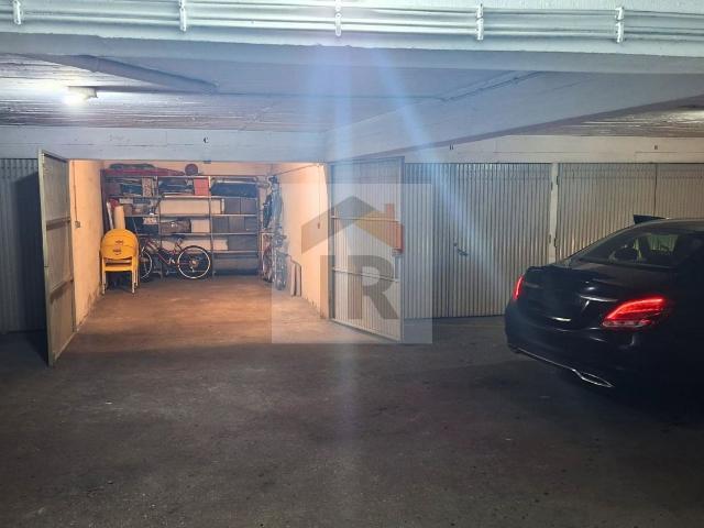 Garagem Fechada Central