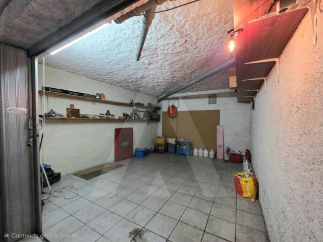 Garagem fechada localizada em Esgueira!