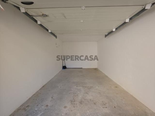 Garagem para Venda na Praia da Barra